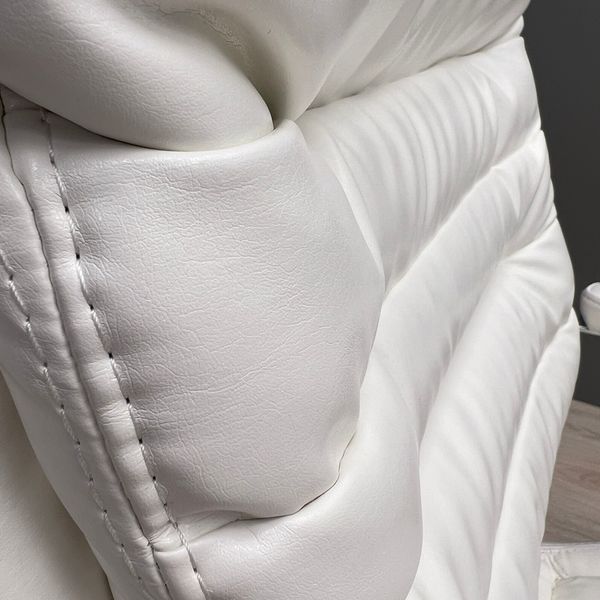 Офісне крісло шкіряне біле на полозах хром Richman Валенсія-СФ Rich_Valenciya-CF-white фото